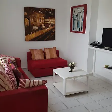 Playa Los Barqueros Apartment *